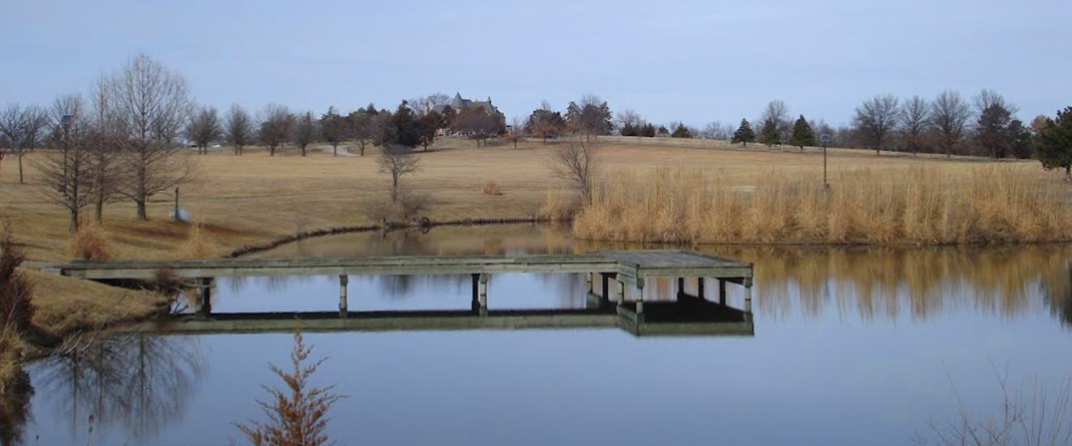southern-lawn-of-kansas-govenors-mansion